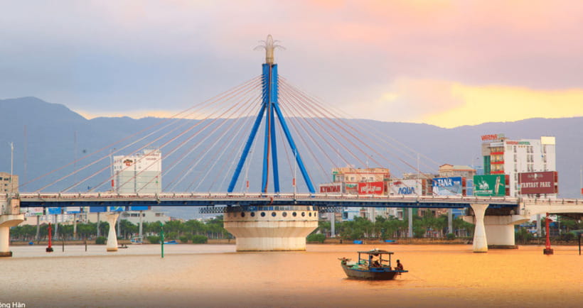 Free E-sim Da Nang: Instagram Half-Day Tour with Local Guide - Key points at a glance