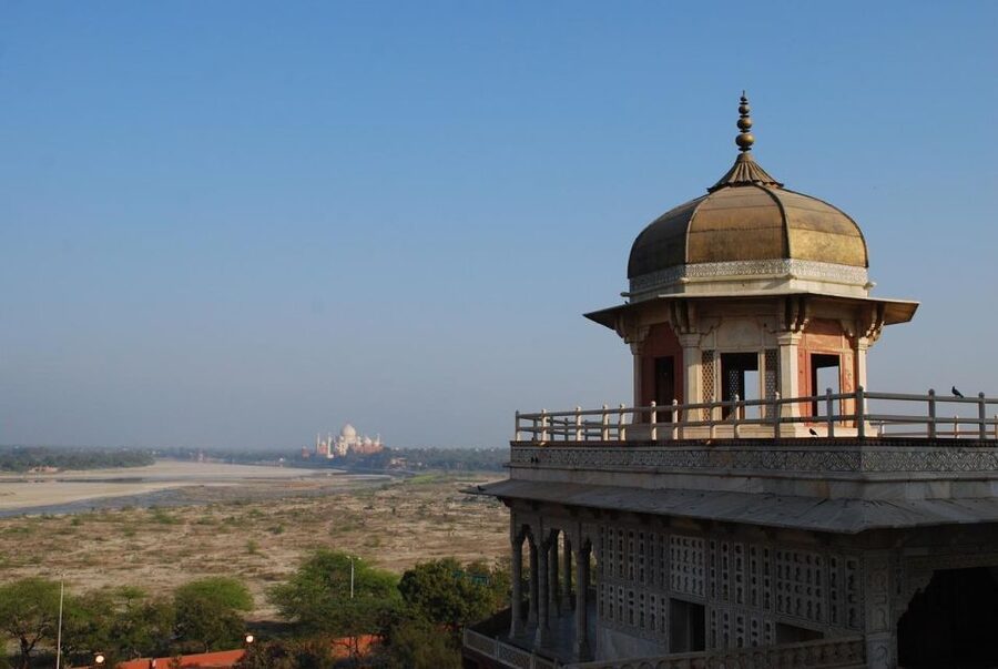 From Delhi: Taj Mahal Tour with Professional Photographer - Price and what you really receive
