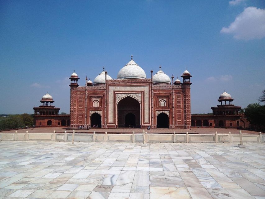 From Delhi: Taj Mahal Tour with Professional Photographer - Baby Taj, a smaller final monument