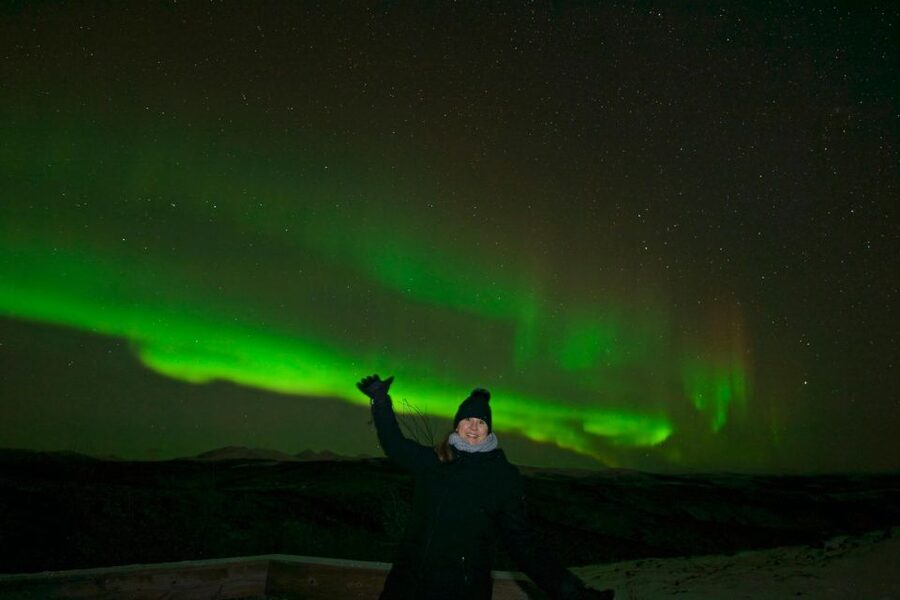 From Fairbanks: Northern Lights Aurora Tour with Photography - Comfort, snacks, and the human touch