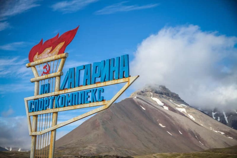 From Longyearbyen: Pyramiden Private Photo Tour w/ Transfer - Billefjorden and the Arctic route