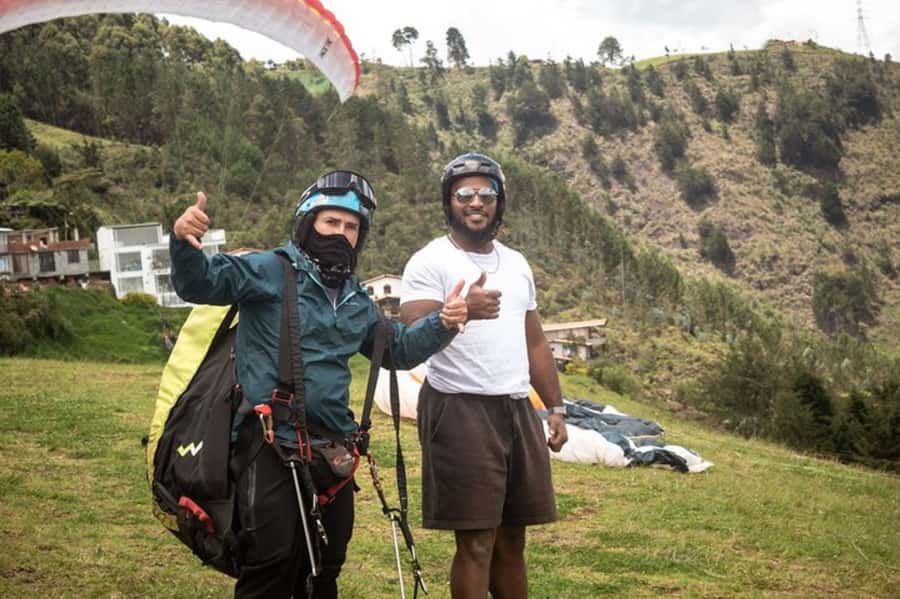From Medellín: Paragliding Tour with GoPro Photos & Videos - Five things to know before you book