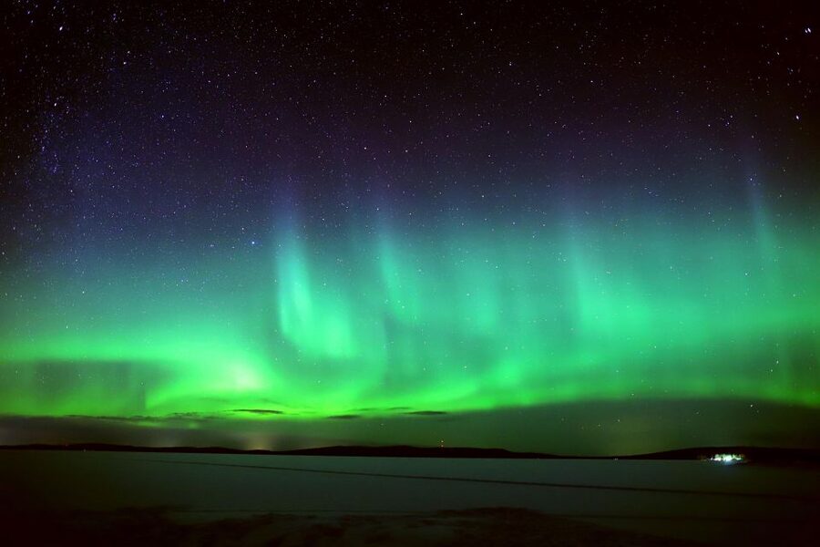 From Rovaniemi: Lakeside Aurora’s Paparazzi Photography - What happens at the viewing area
