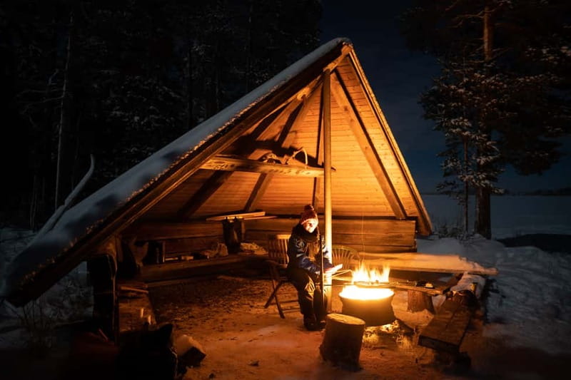 From Rovaniemi: Short Aurora Borealis Photography Expedition - Leaving Rovaniemi behind after dark