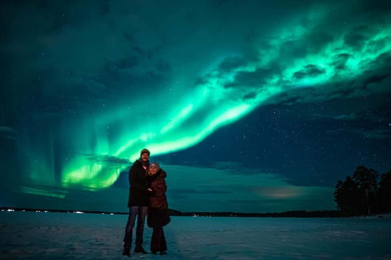 From Rovaniemi: Short Aurora Borealis Photography Expedition - A frozen lake and a lucky New Year’s night