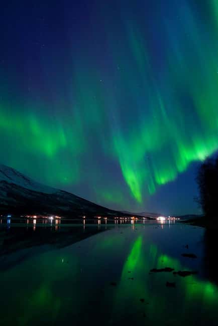 From Tromsø: Aurora Bus Tour with Snacks, Photos, and Drinks - Why this Tromsø aurora tour is worth considering