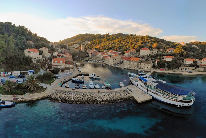 Full Day Kayaking and Snorkeling to Green Cave with GoPro photos - Šuđurađ: lunch and a proper break on Šipan