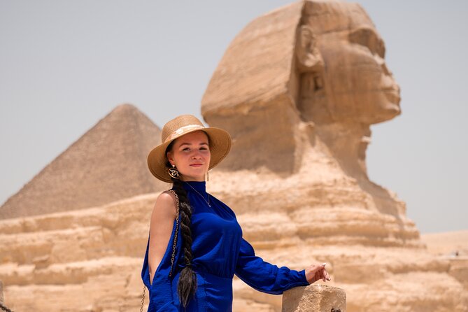 Giza Pyramids Photoshoot with Jumping Horse, Camel and Sphinx - What the private format adds