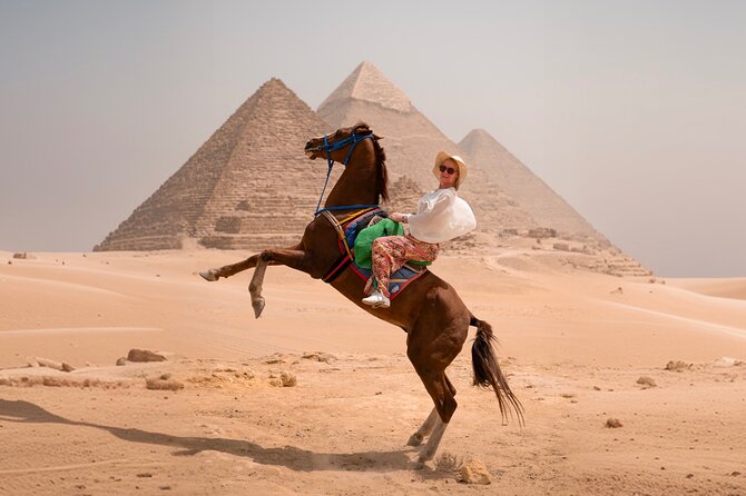 Giza Pyramids Photoshoot with Jumping Horse, Camel and Sphinx - Camel and horse photography at the panoramic viewpoint