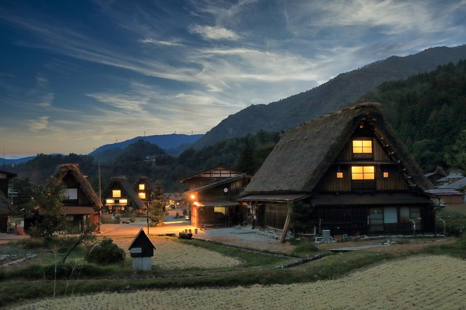Gokayama and Shirakawago/Photoshoot by professional photographer - Why this private day works from Kanazawa