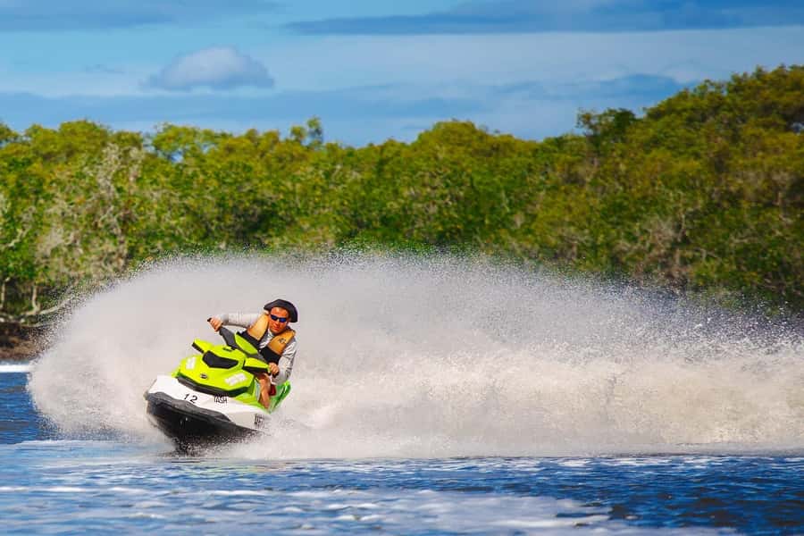 Gold Coast: 1-Hour Jet Ski Ride -No slow zones + Free Photos - Key points before you book