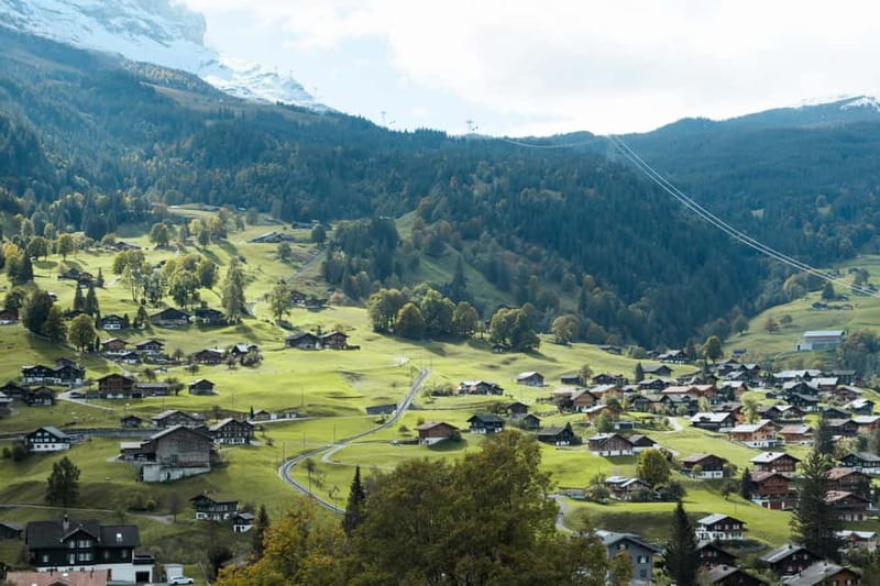 Grindelwald: Private Photoshoot by Professional Photographer - Starting in the village of Grindelwald