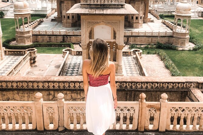 Half-Day Jaipur Sightseeing Tour with Guide Option - Amer brings history, temples, and open views