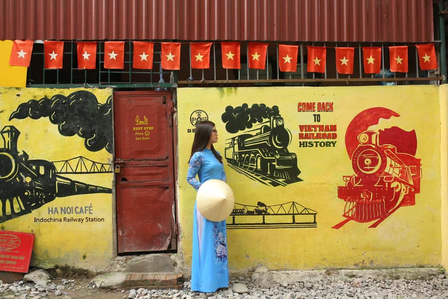 Hanoi: Instagram-Worthy Tour of City’s Most Scenic Spots - The Ceramic Mosaic Mural and Hanoi’s thousand-year story