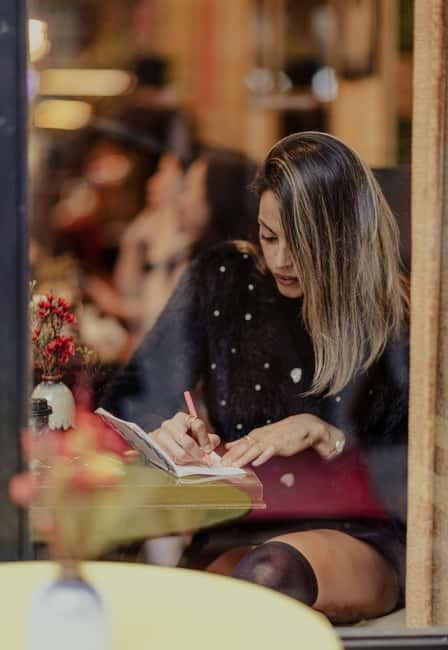 Hanoi Private Photoshoot – Iconic Spots & Hidden Gems - The photographers make the biggest difference
