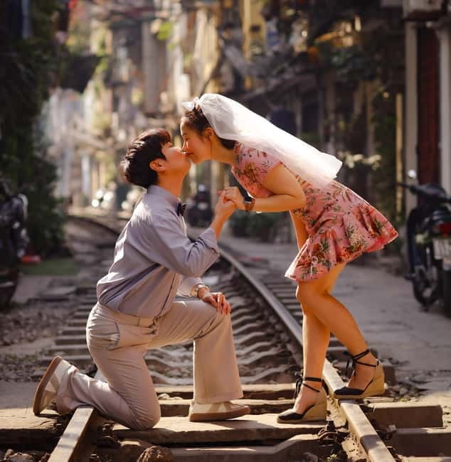 Hanoi Private Photoshoot – Iconic Spots & Hidden Gems - Starting near St. Joseph Cathedral