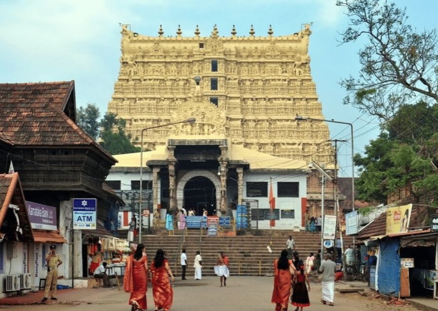Heritage Trivandrum Photography Walk Tour With Tuk Tuk Ride - Maharaja Swathi Thirunal Palace and royal Trivandrum