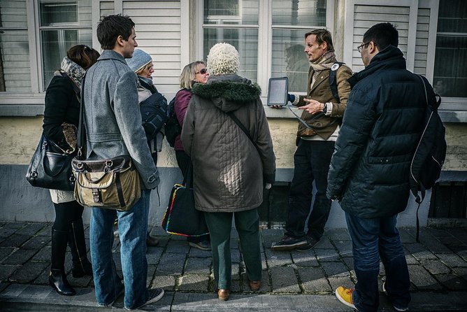 "Hidden Brugge" Photo Tour - 2hr open city tour & workshop - Finishing at Sint-Janshuismolen and Kruispoort