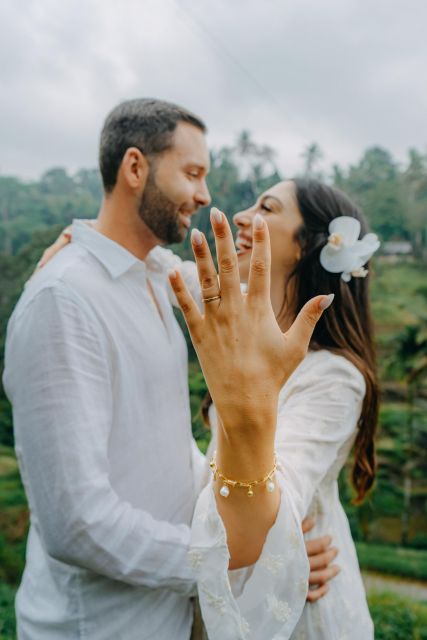Hire Bali Private Professional Photographer with Edit Photos - Should you book the Bali photographer?