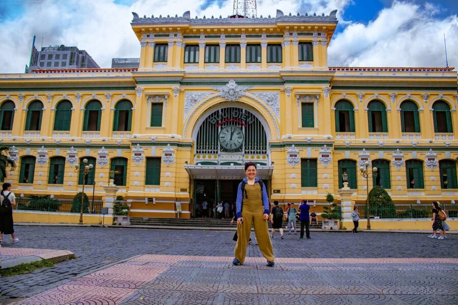 Ho Chi Minh City Instagram Tour: Hidden Gems (All-Inclusive) - Ho Chi Minh Square and Nguyen Hue Street