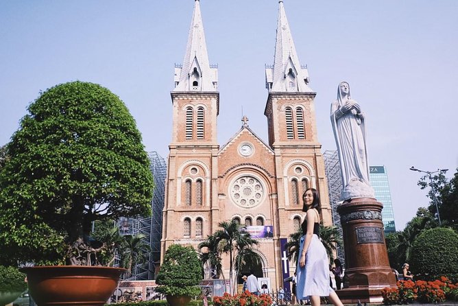 ️ Ho Chi Minh City Instagram Tour: Hidden Gems (Private & All-Inclusive) - What you pass on the way