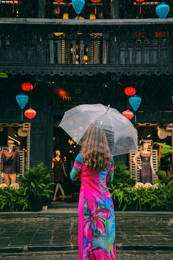 Hoi An/Da Nang: Private Photoshoot & Guided Walking Tour - Ao Dai rental and the local look