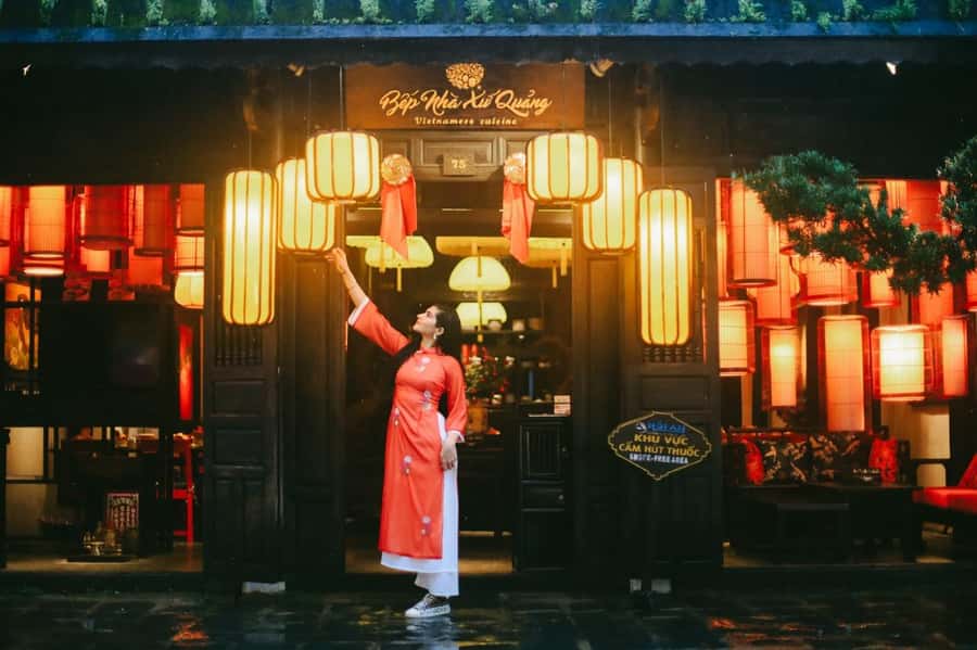 Hoi An Lantern : 45-Minute Short Private Photography Tour - Dusk, lantern glow, and the problem with arriving too late