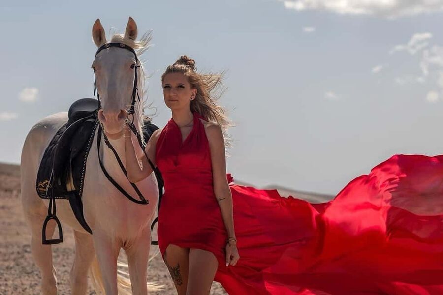 Hurghada: Desert & Sea Horse Riding with + 360° Photos - Who should book this ride?