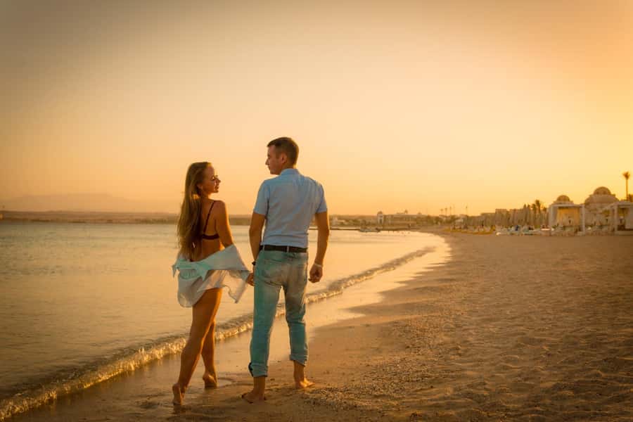 Hurghada: Private Photoshoot with Hotel Pickup and Drop-off - Choosing one, two, or three locations