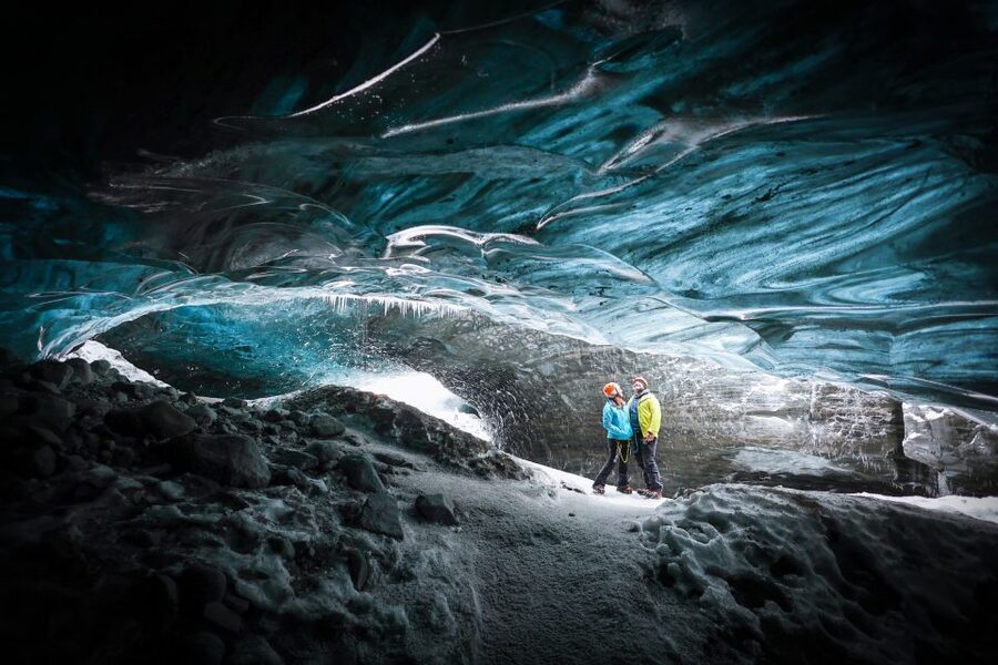 Iceland: Ice Cave Captured with Professional Photos - Professional photographs without the family argument