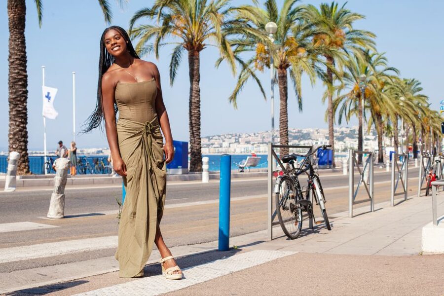 Individual photo walk in the Old Town of Nice - Starting at Place Massena and the Fontaine du Soleil
