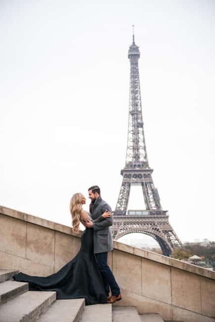 Instagram tour of Paris with a private photographer - Who will get the most from the $212 price