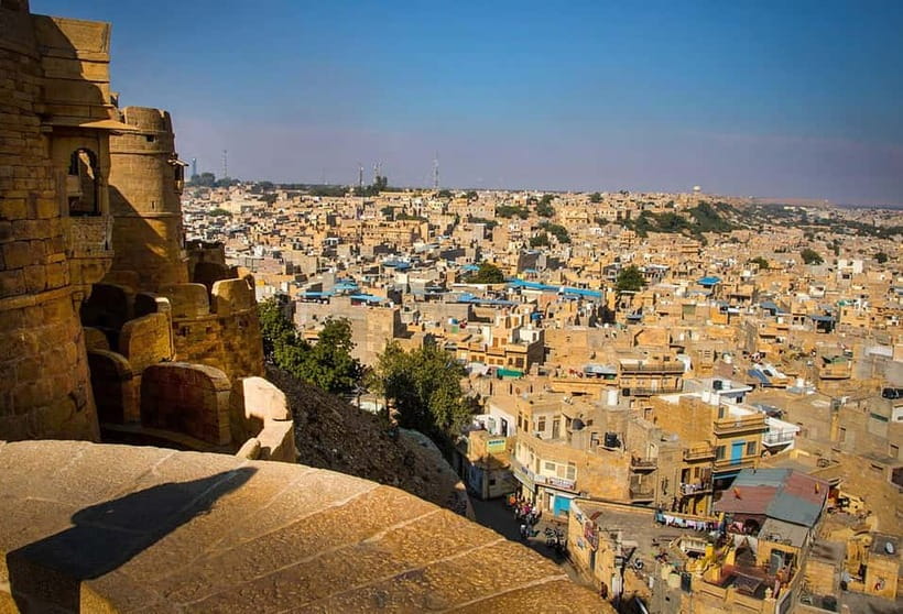 Instgram Reels with Best Photography Spots Tour of Jaisalmer - Salim Singh ki Haveli and the details of old Jaisalmer