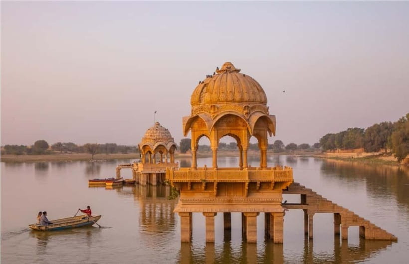 Instgram Reels with Best Photography Spots Tour of Jaisalmer - Gadisar Lake and the final city scenes