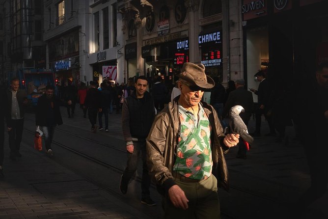 Istanbul Street Photo Tour - Camera, skill level, and weather
