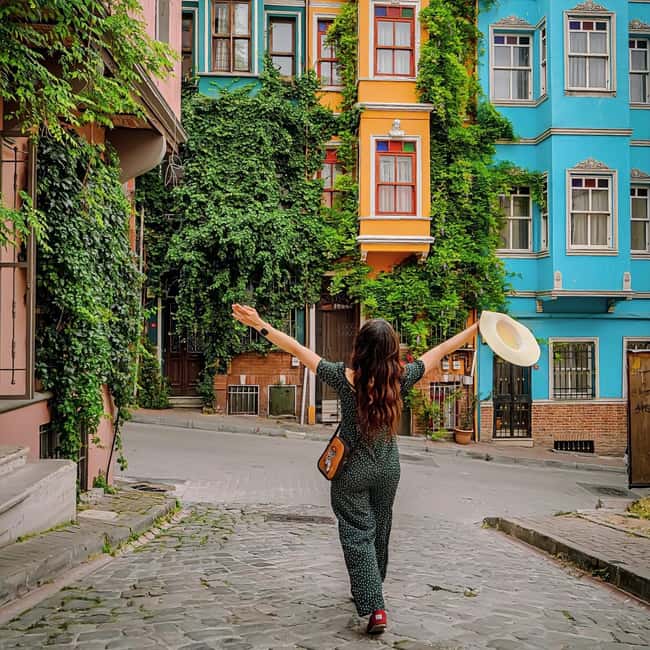 Istanbul: Tour and Photoshoot at Multiple Locations - What the 1.5-hour session feels like
