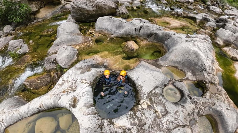 Iz Omisa: Extremni Canyoning na rijeci Cetini/ Free photos - Why this Cetina canyoning trip is worth your time