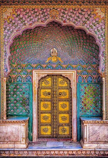Jaipur: Instagram Tour of The Top Photography Spots - Albert Hall Museum and Ram Niwas Garden