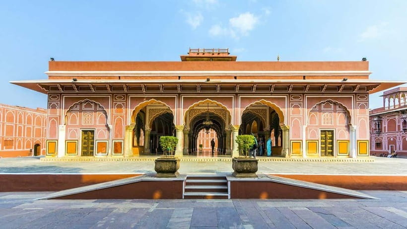 Jaipur: Private Half-Day Instagram Tour with Guide - Amer Fort: The Main Event With 90 Minutes