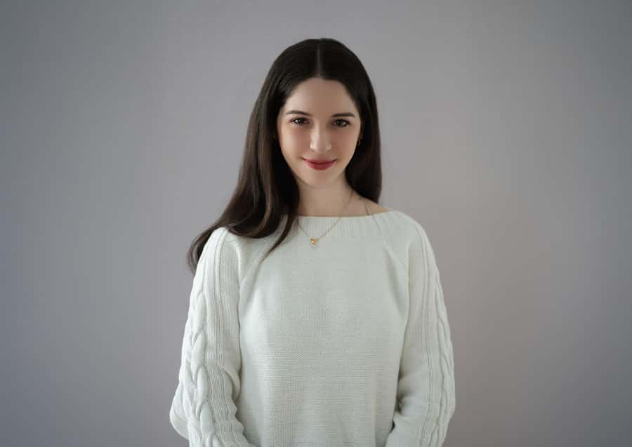 Korean-Style Profile Photoshoot | Seoul - Why the private format matters