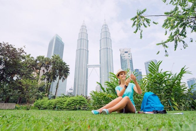 ️ Kuala Lumpur Instagram Tour: Most Famous Spots (Private & All-Inclusive) - Thean Hou Temple: A More Colorful Finish