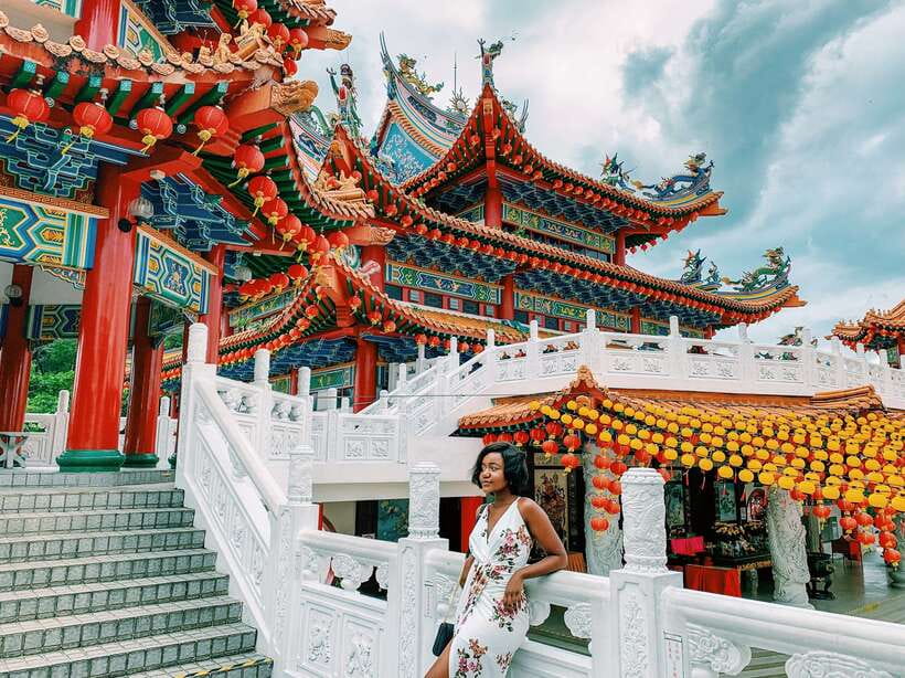 Kuala Lumpur: Private Highlights Instagram Tour - Thean Hou Temple offers color and calm