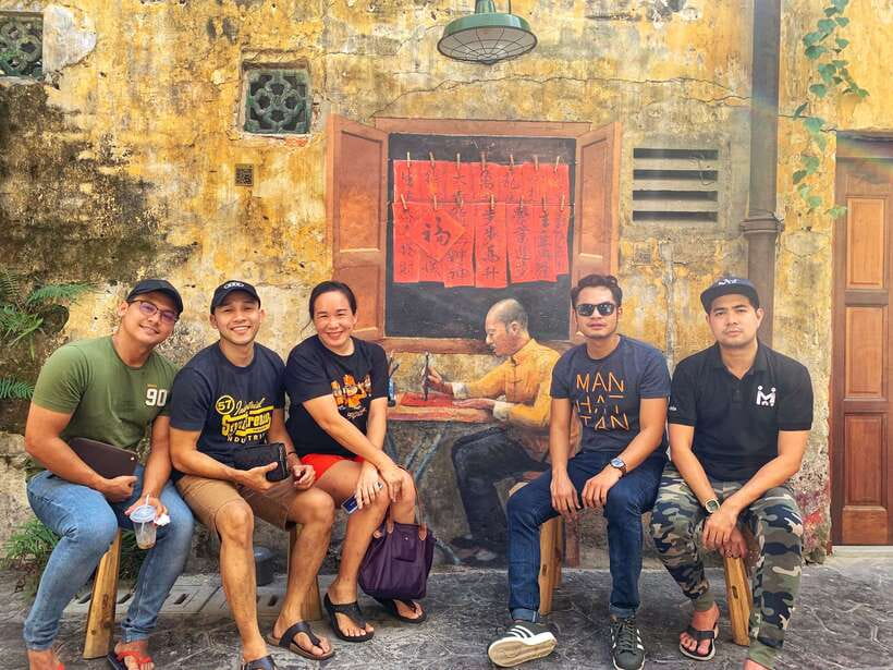 Kuala Lumpur: Private Highlights Instagram Tour - Kwai Chai Hong reveals a smaller side of the city