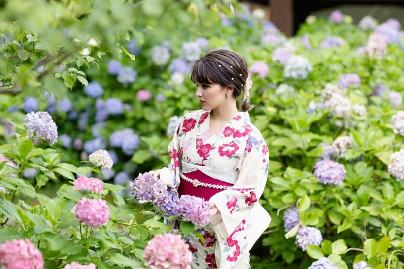 Kyoto Gion Kiyomizudera Kimono Yukata Hairstyle | Photoshoot - Why a kimono rental works well in Kyoto