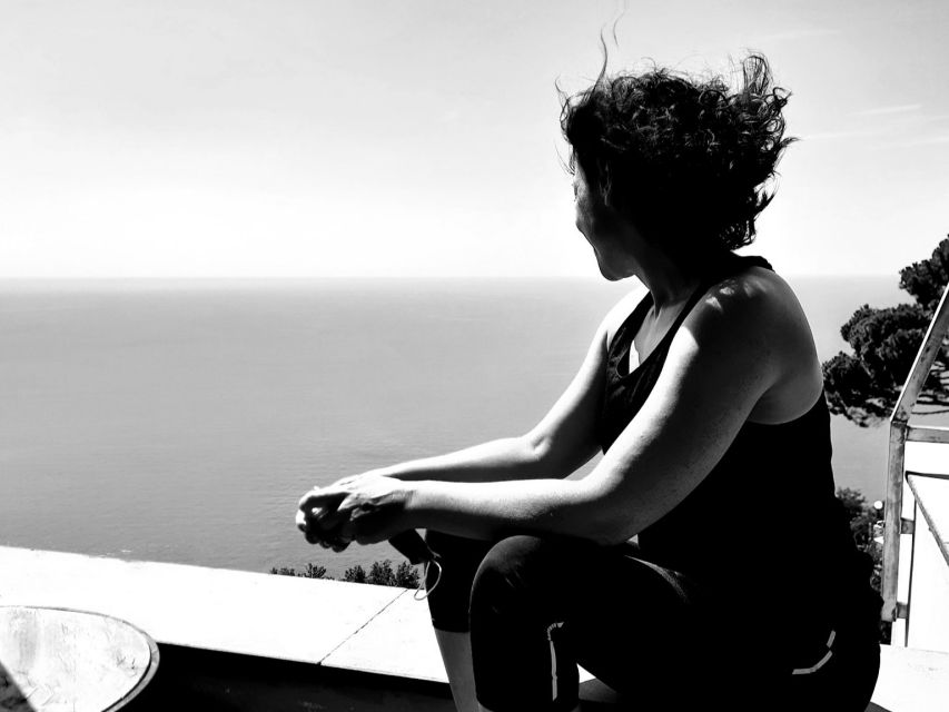 La Spezia: Cinque Terre Tour with Professional Photographer - Manarola, vineyards, and high-angle photographs
