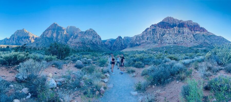 Las Vegas: Sunset Hike and Photography Tour Near Red Rock - Leaving the Las Vegas Strip for Red Rock