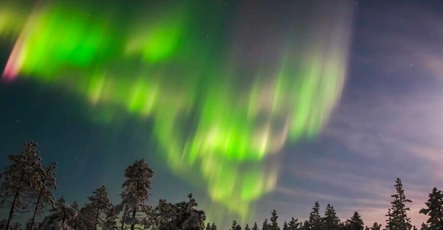 Levi: Northern Lights Hunting Photo Tour - The bus ride and the first dark stop