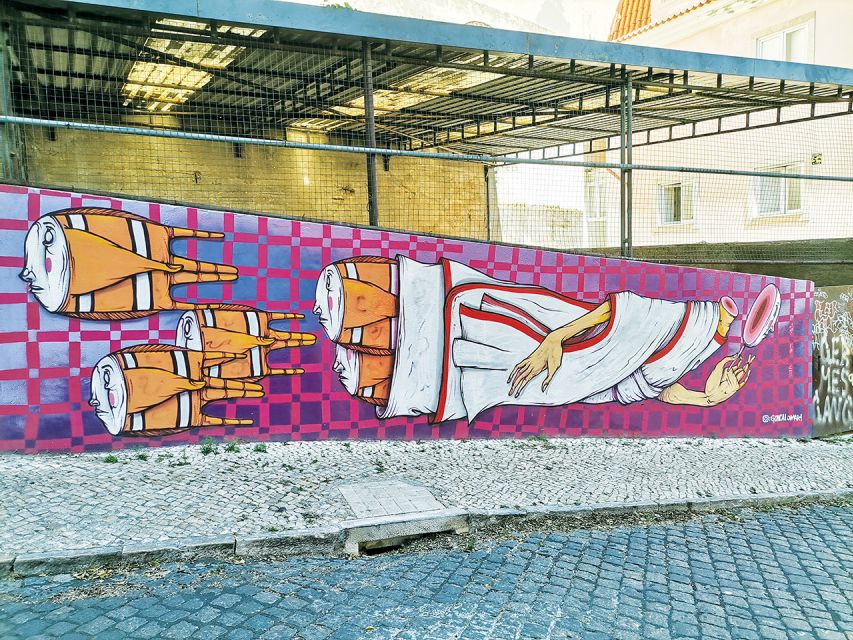 Lisbon: 2-Hour Street Art Photo Tour - Photographing the art without rushing