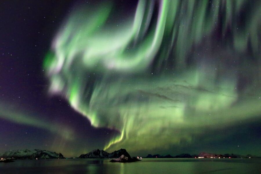 Lofoten: Northern Lights Tour with Photographer - Why Lofoten is a fine place to chase the aurora