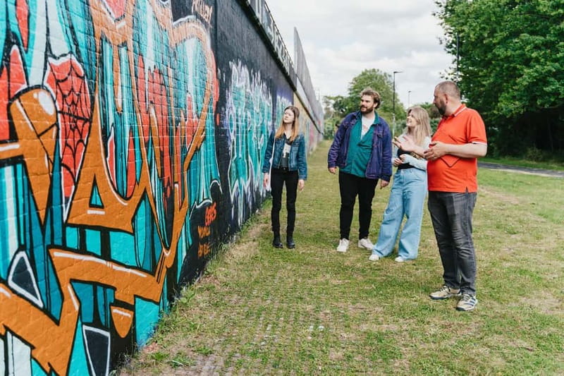 London: East End Instagrammable Street Art & Graffiti Tour - Spitalfields and the old East End